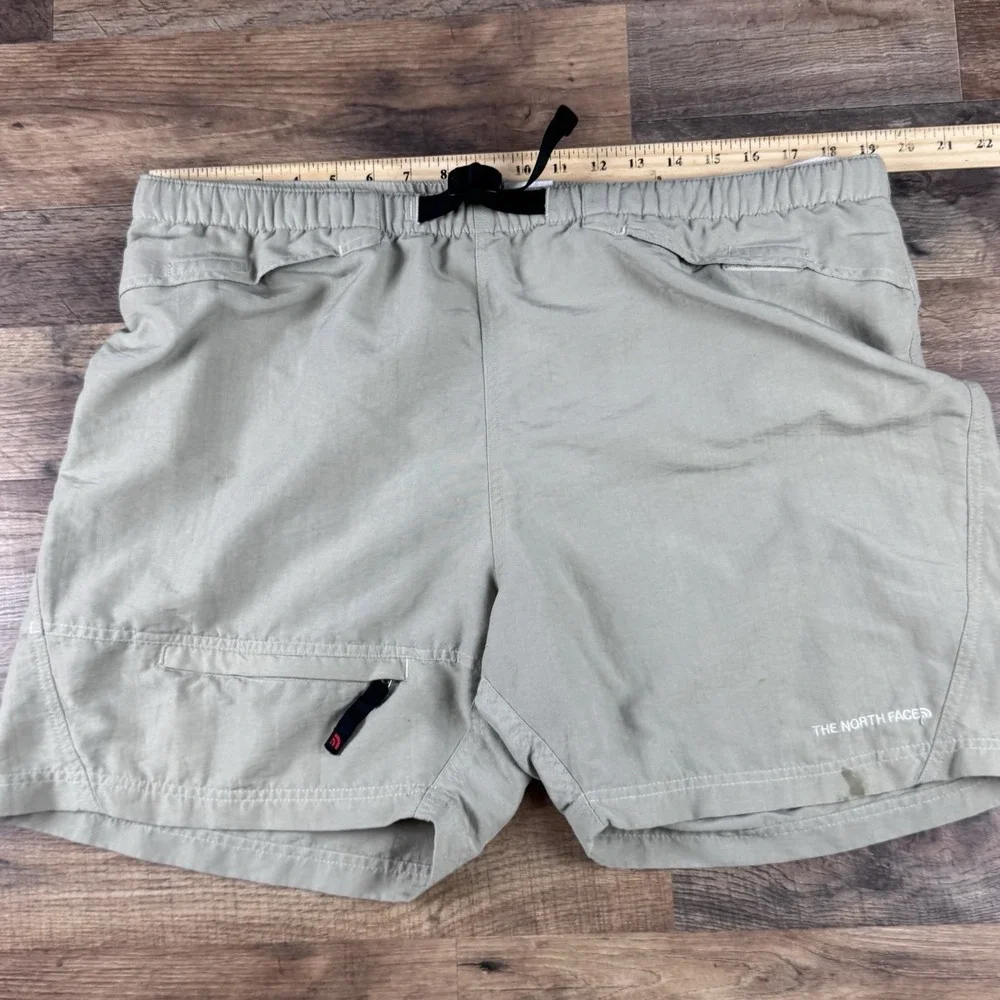 The North Face Beige Belted Nylon Trail Hiking/Swim Lined Shorts Men's Size: XL